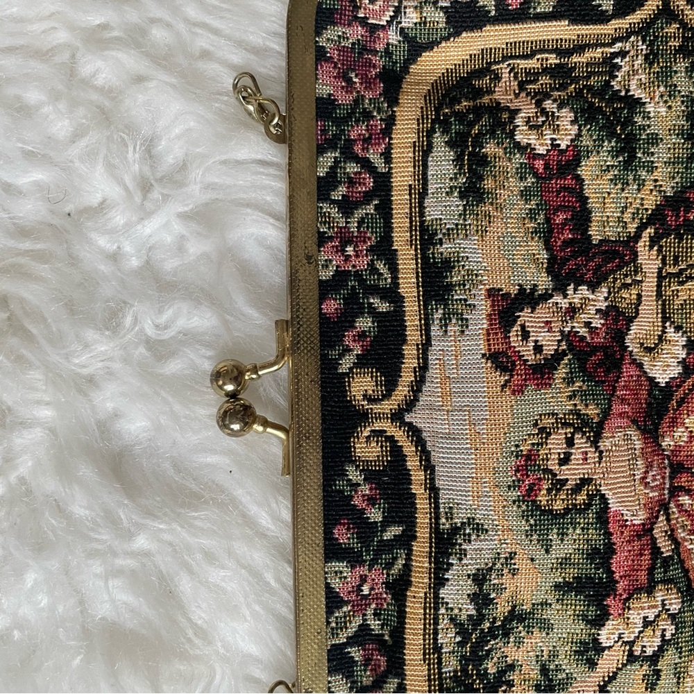 VINTAGE VICTORIAN TAPESTRY CLUTCH - Picture 7 of 8